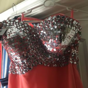 Formal dress/prom gown